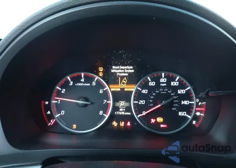 2016 Acura Ilx Premium A-Spec Packages/Technology Plus A-Spec Packages from USA, damaged, VIN 19UDE2F84GA001556